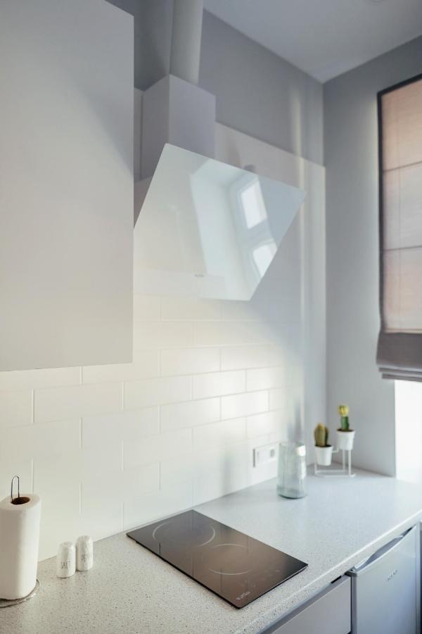 Lara Apartament 2 Apartment Lviv Ngoại thất bức ảnh